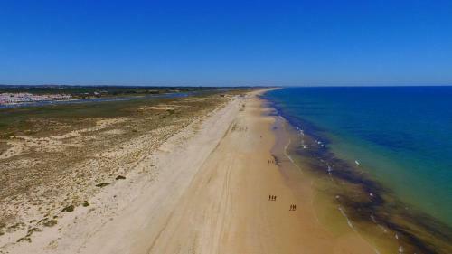 Golden Beach Apartment, Cabanas - Rua Das Giestas Lote 4 J