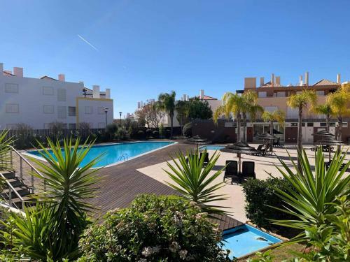 Apartamento Verdemar Cabanas Gardens By Your Home Algarve