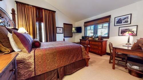 Juniper Crest #24 Townhouse