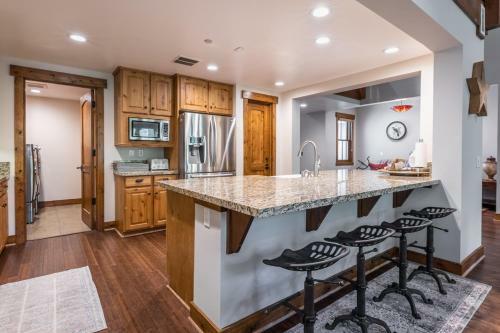 Lodges 1138