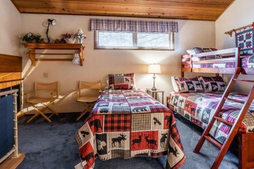 Spacious Winterset 26 2 Bedrm Plus Loft 3 Full Bathrm Townhome Sleeps 8 Steps To Free Town Shuttle