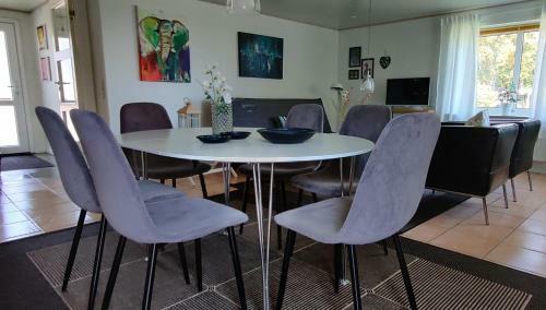 Fiskerhuset I �ster Hurup - I Byen, Ved Stranden