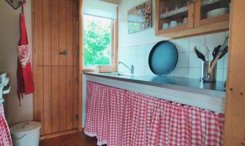 Charmerende Sommerhus I �ster Hurup