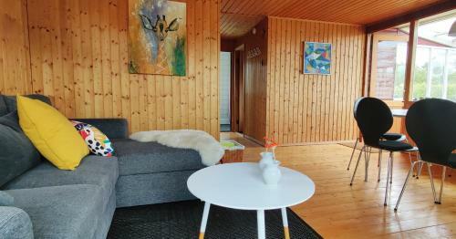 Charmerende Sommerhus I �ster Hurup