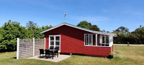 Charmerende Sommerhus I �ster Hurup
