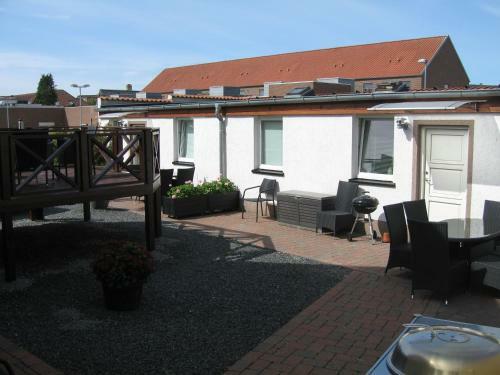 Kitchen & Apartments In Odense City With Free Private Parking