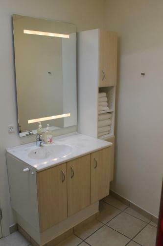 Kitchen & Apartments In Odense City With Free Private Parking