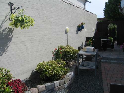 Kitchen & Apartments In Odense City With Free Private Parking