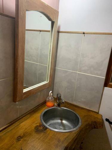 La Casita Blanca