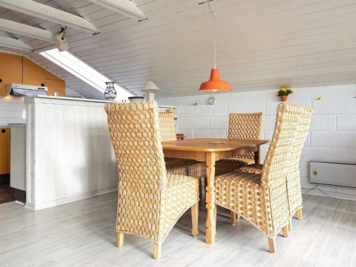 Holiday Home L�kken Clvi