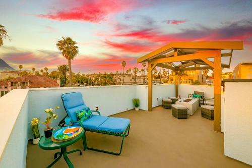 New Tremont Modern Beach Condo