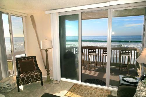 D24 - Cottage On The Sand