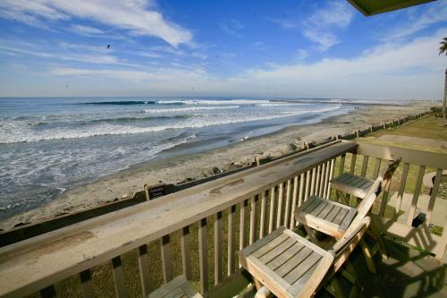 D24 - Cottage On The Sand