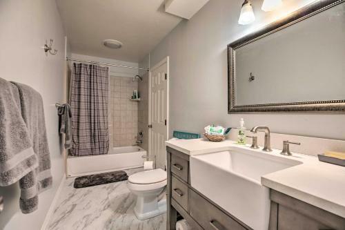 Bright Home - Half Mile To Oceanside Harbor!