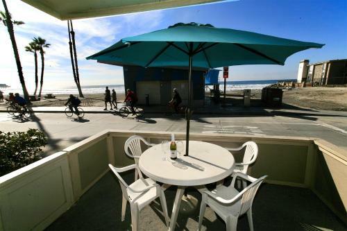A19 - Surf Shack