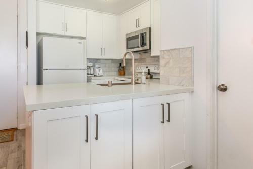 D104 - Cozy Ocean View Condo