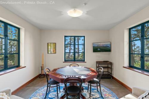 Pebble Beach Timeless Contemporary 4 Bed 5bath 30 Night Minimum