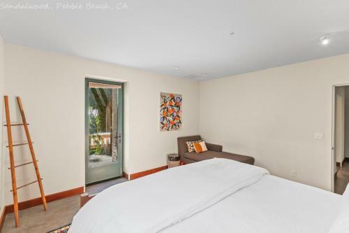 Pebble Beach Timeless Contemporary 4 Bed 5bath 30 Night Minimum