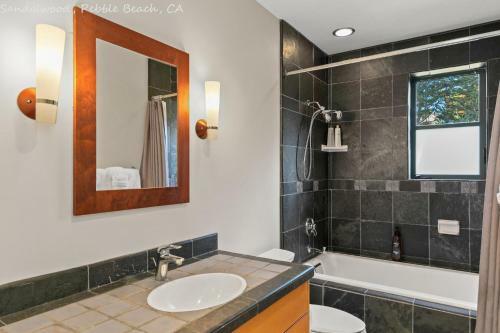 Pebble Beach Timeless Contemporary 4 Bed 5bath 30 Night Minimum