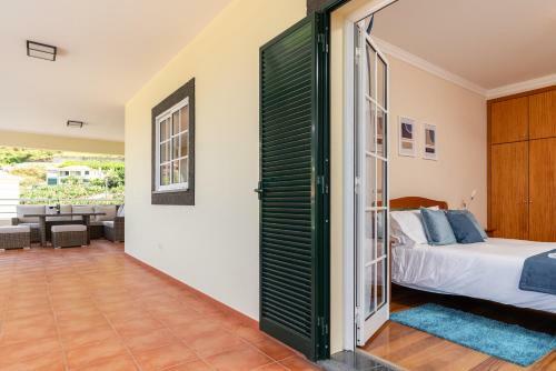 Sunnyside Villa