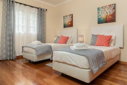 Sunnyside Villa
