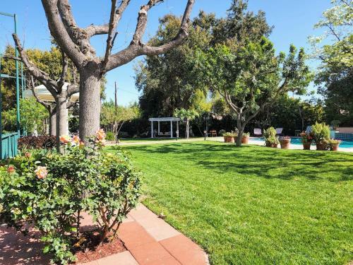 Villa 628 Madre Street