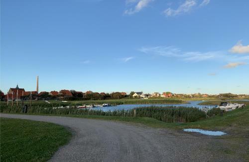 Harbour Living West