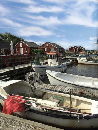 Harbour Living West