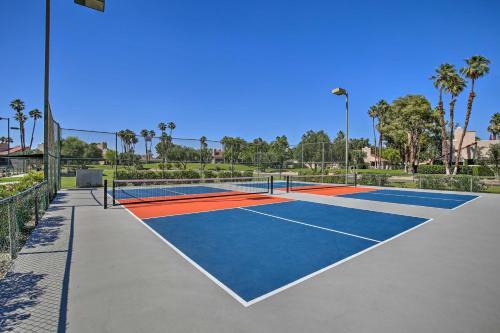 Sleek Rancho Mirage Villa Patio, Pool, Golf!