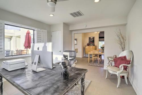 Sleek Rancho Mirage Villa Patio, Pool, Golf!