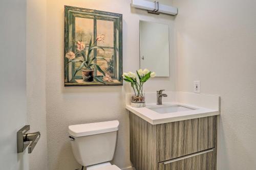 Sleek Rancho Mirage Villa Patio, Pool, Golf!