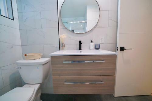 @ Marbella Lane - Vibrant 4br Rwc Ldry + P