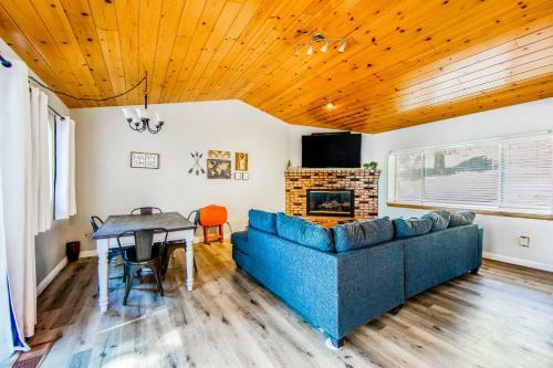 Valley View Retreat