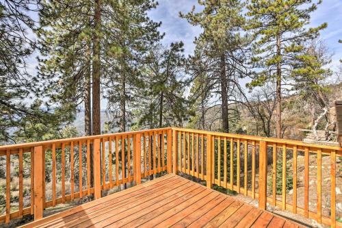 Two Bears Retreat - Scenic Cabin With Views!