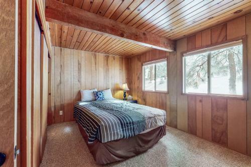 Treetop Retreat
