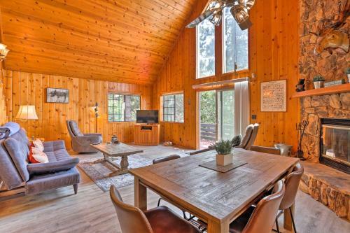 A-frame Cali Cabin With Unobstructed Valley Views!