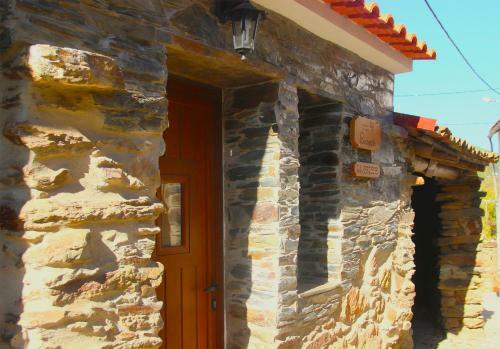 Casas Dos Carregais