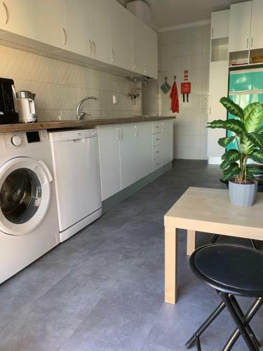 Apartamento Carcavelos Cozy Lisboa/cascais/sintra 5pax