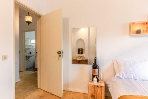 Hostal Wine Inn Carcavelos Guesthouse