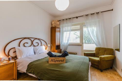 Hostal Wine Inn Carcavelos Guesthouse