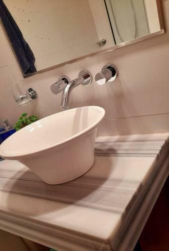 Casona Alegre Con Pileta Climatizada - Tandil