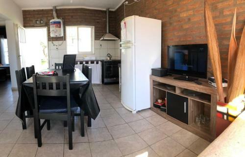 Caba�a Bello Horizonte Con Cochera, Asador Y Parque