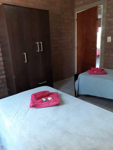Caba�a Bello Horizonte Con Cochera, Asador Y Parque