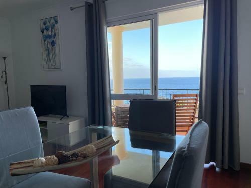 Apartment Ocean Gardens