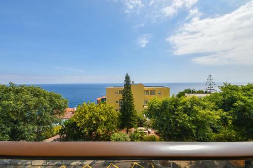 Apartamentos Spacious 3 Bedroom By The Beach