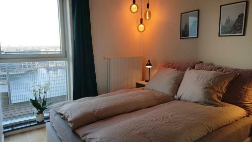 Exclusive Waterfront Apartment - 12th Floor