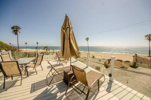 Incredible Los Angeles Beach Home With Amazing Ocean Views