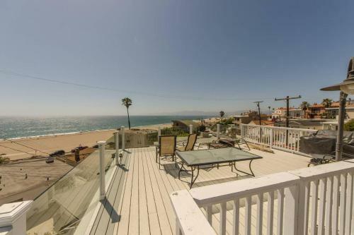 Incredible Los Angeles Beach Home With Amazing Ocean Views
