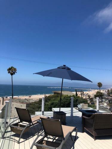 Incredible Los Angeles Beach Home With Amazing Ocean Views