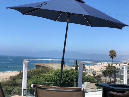 Incredible Los Angeles Beach Home With Amazing Ocean Views